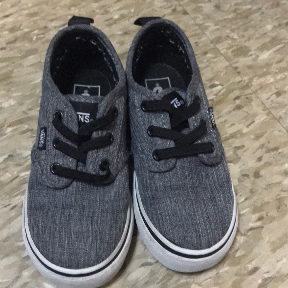 Kids vans sneakers